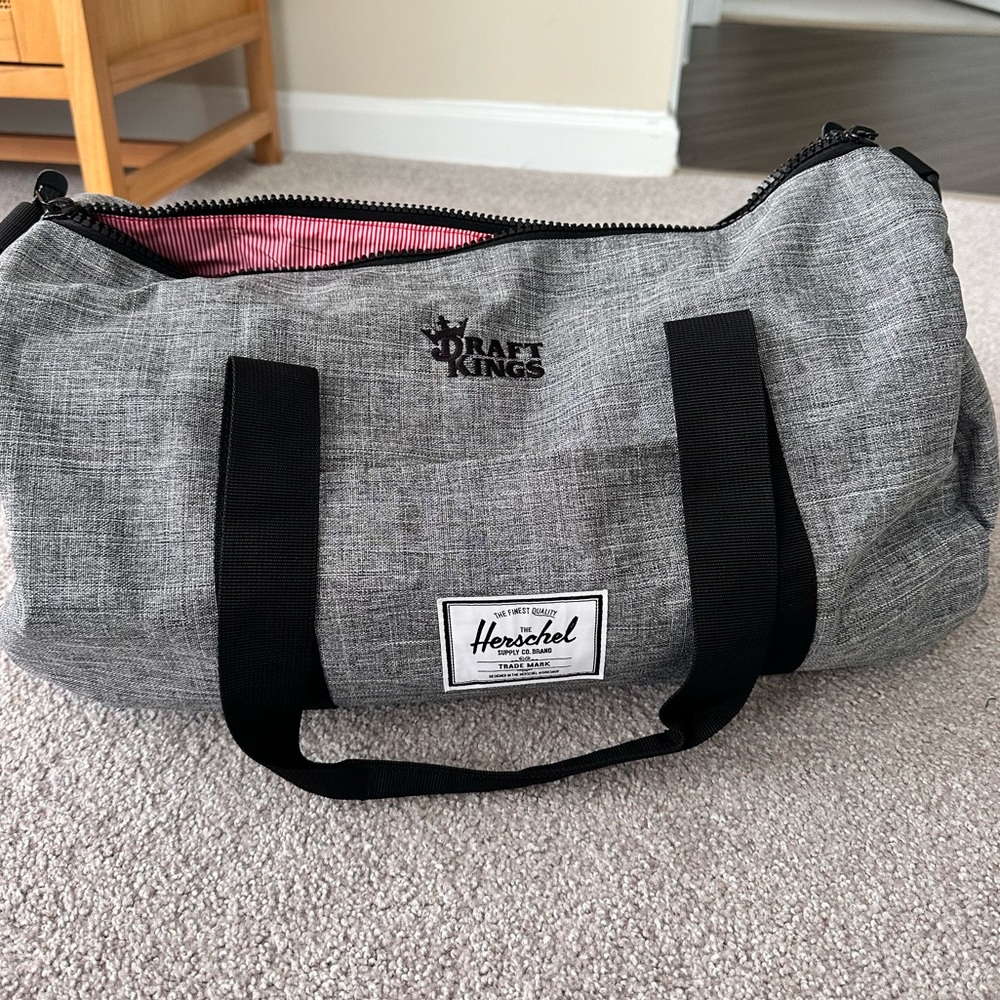 Herschel Sutton Mid Volume Duffel Bag